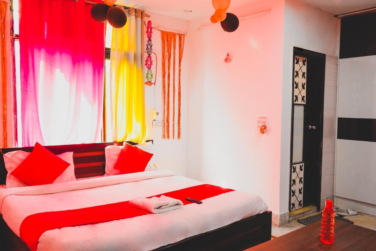 Roomshala 124 Royal Rohini - Sector 16 Hotel New Delhi