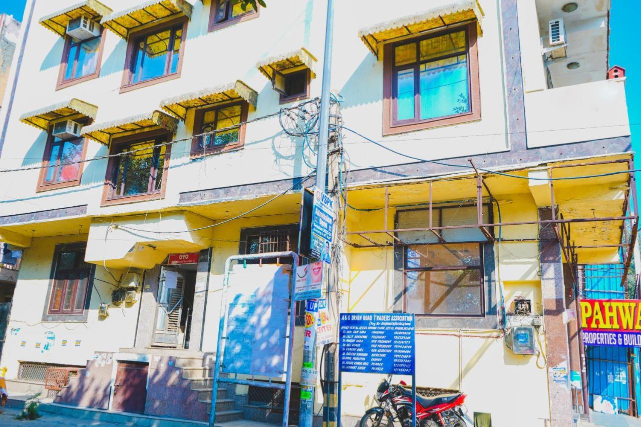 Roomshala 124 Royal Rohini - Sector 16 New Delhi